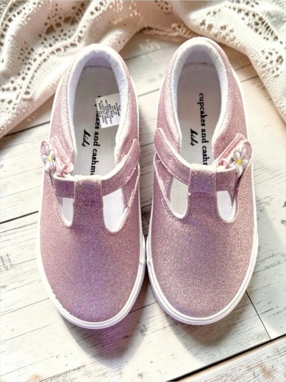 NWOT Cupcakes & Cashmere Mary Janes Glitter Daisy Strap Toddler Girl Size 10 🎀